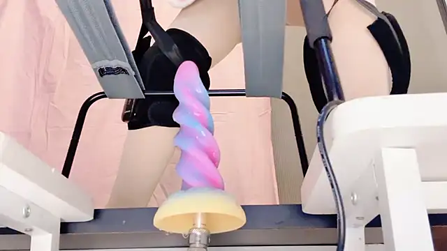 ningning-520888 online show from March 12, 2026, 1:00 am