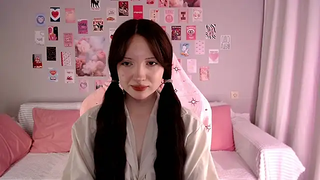 Lexi Bottom online show from January 14, 2026, 2:04 am