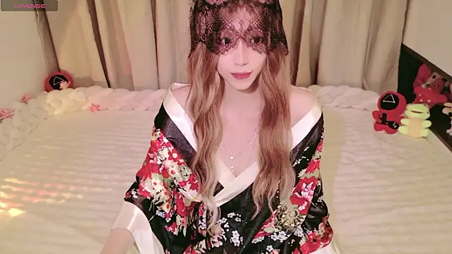 Snapshot of Lulu_QAQ chatting on February 12, 2026, 8:08 pm Lulu QAQ online show from February 12, 2026, 8:08 pm