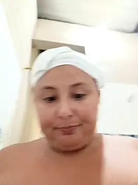 BWW-CINDY11 online show from April 30, 2026, 6:37 pm