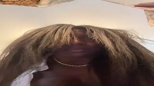 Motherbigbus online show from January 19, 2026, 1:53 am