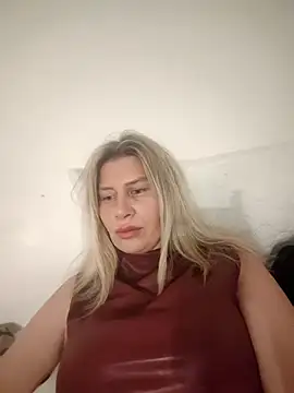 Snapshot of NaughtyClaudia_ chatting on February 2, 2026, 5:01 pm NaughtyClaudia online show from February 2, 2026, 5:01 pm