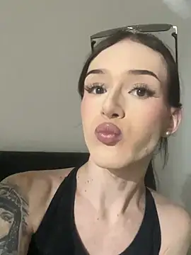 Baby luxury online show from June 6, 2026, 11:32 pm