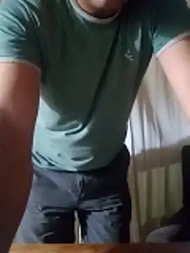 MilfyDilf40 online show from February 9, 2026, 4:21 am