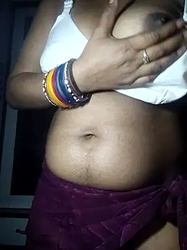 sexy pihu9 online show from April 11, 2026, 6:00 pm
