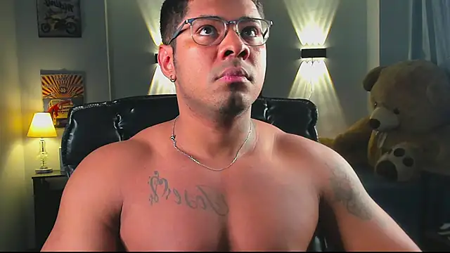 LEONHDZ online show from December 22, 2025, 3:50 am