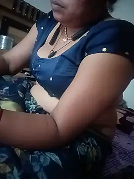 Snapshot of Menka_cut34 chatting on July 20, 2026, 10:39 am Menka cut34 online show from July 20, 2026, 10:39 am