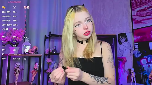 ElvenQueen online show from November 16, 2025, 4:12 pm