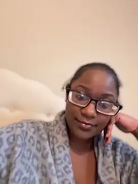 kaywest online show from April 30, 2026, 7:54 pm