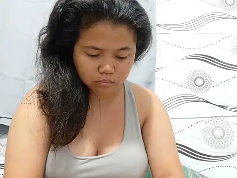 Sweetbigtits 69 online show from June 13, 2026, 9:13 pm