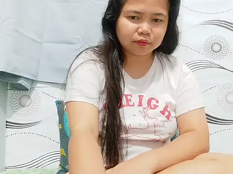 Sweetbigtits 69 online show from April 28, 2026, 6:12 pm