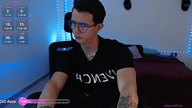 Snapshot of Brandon_starkk chatting on June 14, 2026, 2:35 am Brandon starkk online show from June 14, 2026, 2:35 am