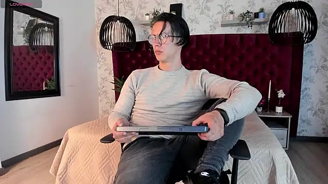 Snapshot of Brandon_starkk chatting on March 15, 2026, 11:50 am Brandon starkk online show from March 15, 2026, 11:50 am