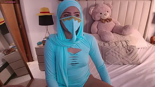 Emyii  online show from March 29, 2026, 12:18 pm