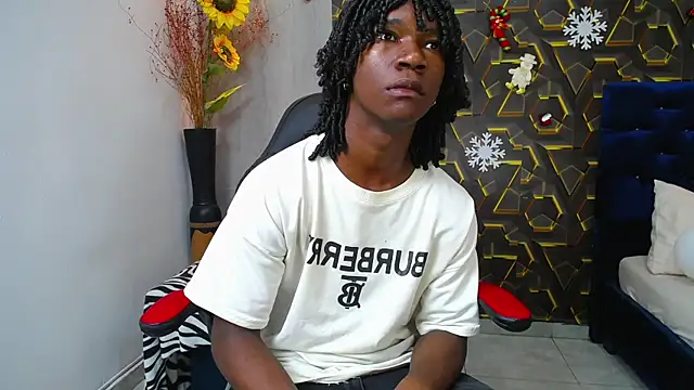 negga cum online show from November 17, 2025, 1:59 pm