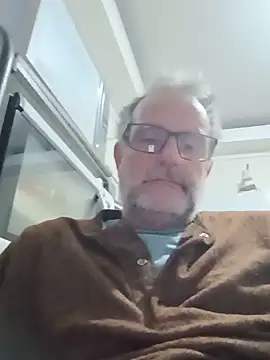 Snapshot of nard53 chatting on May 12, 2026, 9:15 am nard53 online show from May 12, 2026, 9:15 am