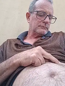 Snapshot of nard53 chatting on June 19, 2026, 3:51 pm nard53 online show from June 19, 2026, 3:51 pm
