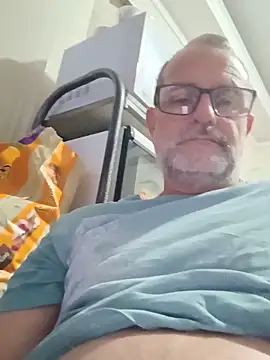 Snapshot of nard53 chatting on June 1, 2026, 9:09 am nard53 online show from June 1, 2026, 9:09 am