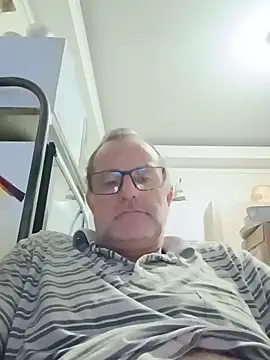 Snapshot of nard53 chatting on May 21, 2026, 11:46 pm nard53 online show from May 21, 2026, 11:46 pm