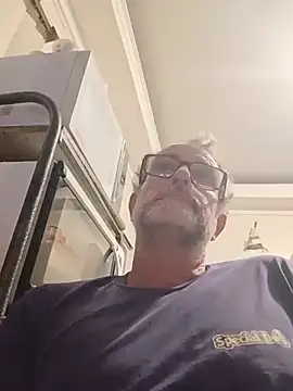 Snapshot of nard53 chatting on May 14, 2026, 9:17 am nard53 online show from May 14, 2026, 9:17 am