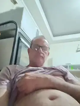 Snapshot of nard53 chatting on June 15, 2026, 10:53 pm nard53 online show from June 15, 2026, 10:53 pm