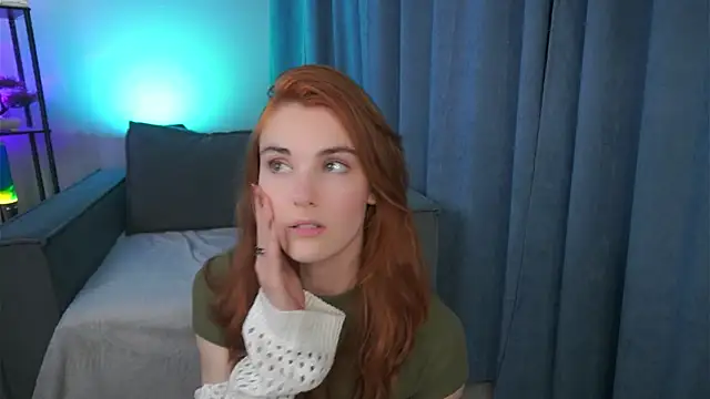 foxy cute4you online show from April 27, 2026, 6:28 pm