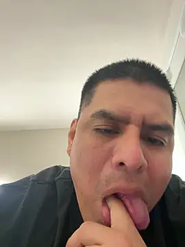 Pelotas2000 online show from January 9, 2026, 6:04 pm