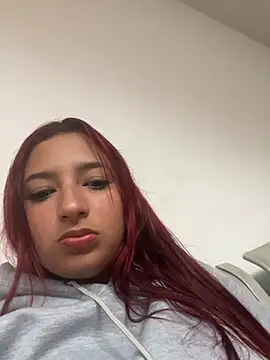 vallolet rose69 online show from March 19, 2026, 1:22 pm