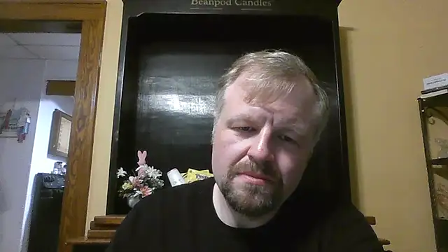 Snapshot of TheOneDonShaun chatting on April 4, 2026, 2:51 am TheOneDonShaun online show from April 4, 2026, 2:51 am
