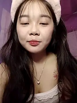 Baa-bee22 online show from May 10, 2026, 12:47 am