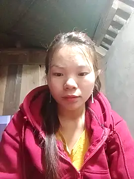 yu-zhen online show from November 26, 2025, 10:04 am