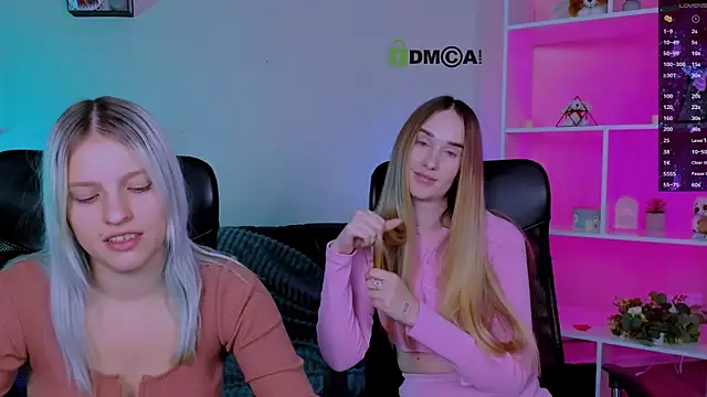  kellykitten  online show from November 20, 2025, 2:07 pm