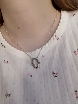 AmberRosewood online show from March 7, 2026, 4:41 am