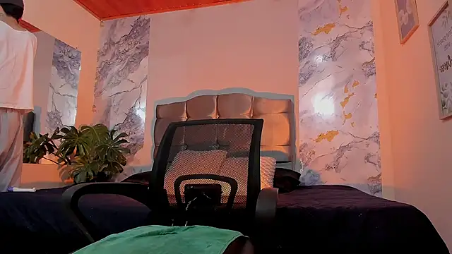 Snapshot of James_Adams_01 chatting on January 19, 2026, 1:04 pm James Adams 01 online show from January 19, 2026, 1:04 pm