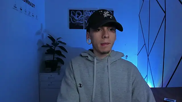 Snapshot of James_Adams_01 chatting on November 26, 2025, 12:16 pm James Adams 01 online show from November 26, 2025, 12:16 pm