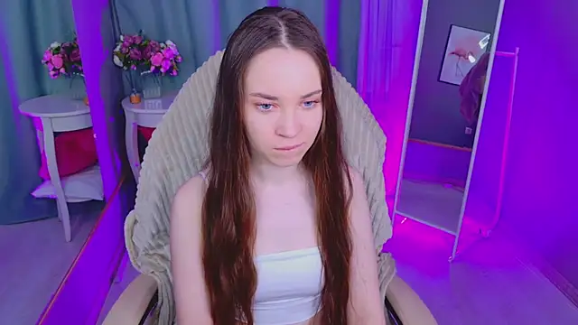 SilentLily online show from March 21, 2026, 2:10 pm