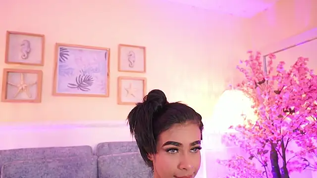 MeganLowell online show from March 3, 2026, 6:59 pm