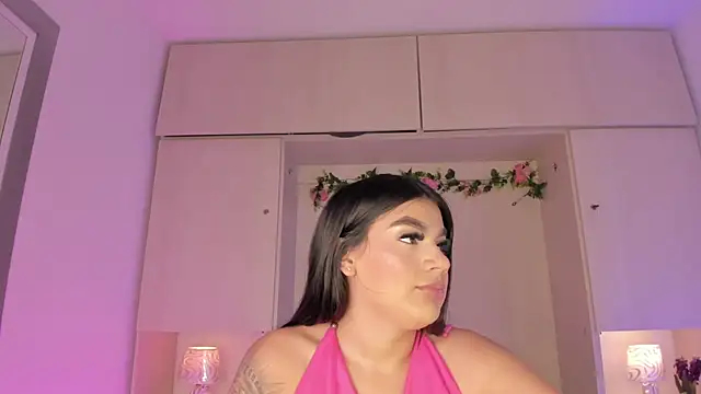 ShirleyJones  online show from November 27, 2025, 8:09 pm