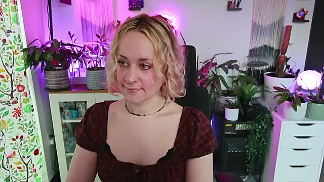 xzoeyryanx online show from March 8, 2026, 6:11 pm