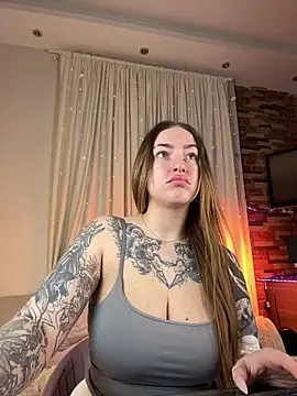 Snapshot of Tattitude_ chatting on February 5, 2026, 10:55 am Tattitude online show from February 5, 2026, 10:55 am