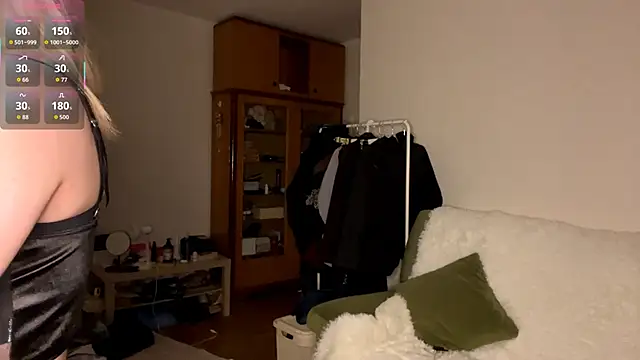 Selemene  online show from December 14, 2025, 6:35 pm