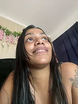 ArielleMillerr- online show from February 7, 2026, 5:43 pm