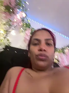 ArielleMillerr- online show from June 13, 2026, 5:22 pm