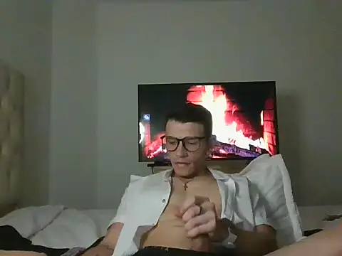 Liam se online show from November 23, 2025, 4:11 am