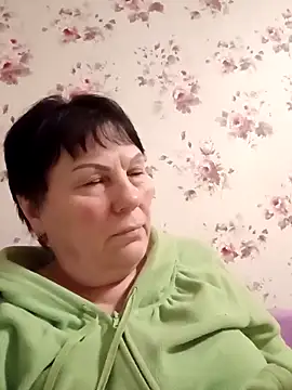 Snapshot of OliviaaSkyy chatting on February 13, 2026, 6:52 pm OliviaaSkyy online show from February 13, 2026, 6:52 pm