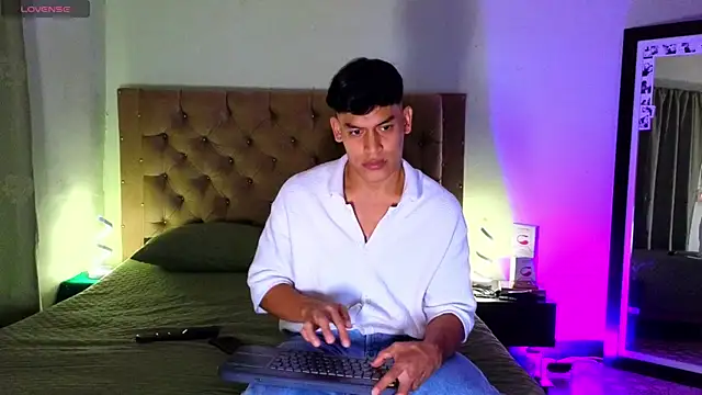 blorelopez online show from January 11, 2026, 2:51 am