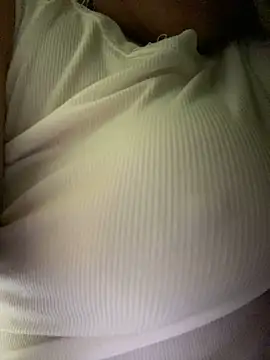 Sunset-yll online show from November 23, 2025, 4:17 pm