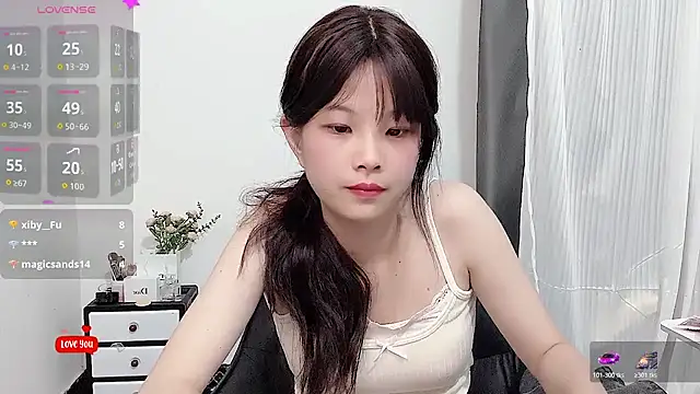 Snapshot of bunny-- chatting on June 3, 2026, 2:33 pm bunny-- online show from June 3, 2026, 2:33 pm