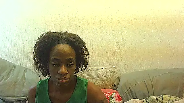 BrunetteNaomi8 online show from June 28, 2026, 8:37 pm