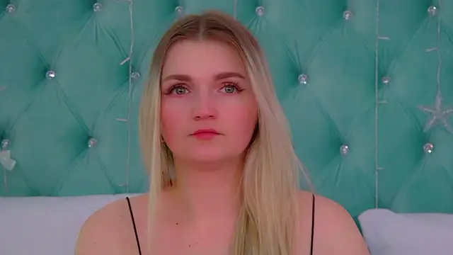 AnnyRaii online show from January 13, 2026, 6:06 am